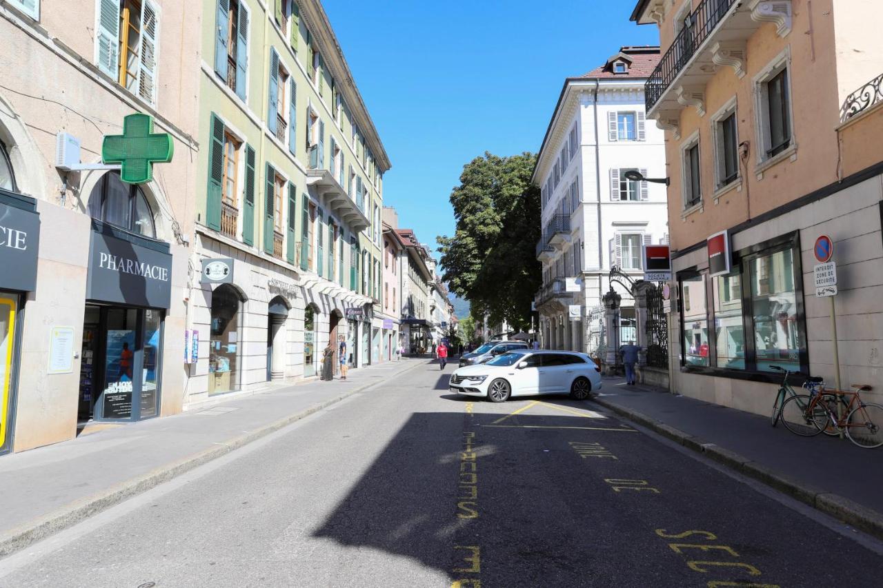 Le Duplex - Hyper Centre - Gare - Wifi - Netflix - Disney + Annecy Exterior photo